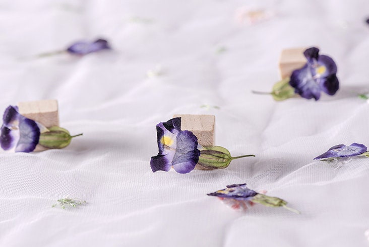 Summer Viola Pressed Flowers, 12 PCS Bulk, Resin Crafts